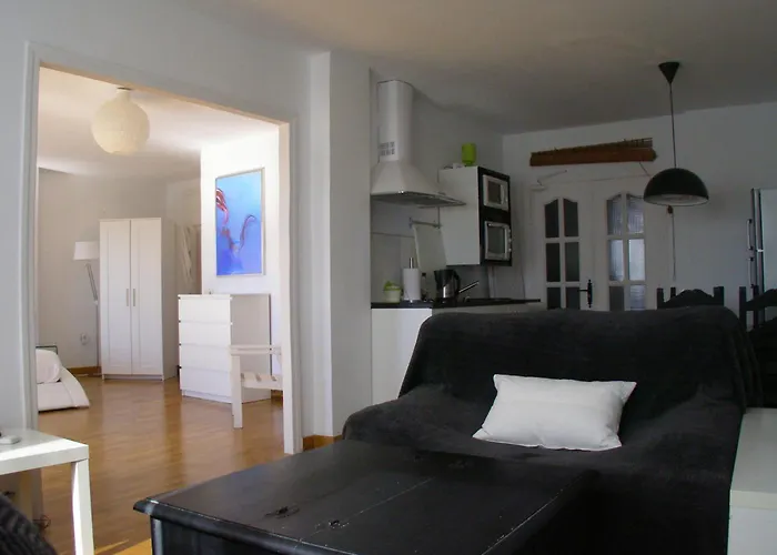 隆达视野酒店 *